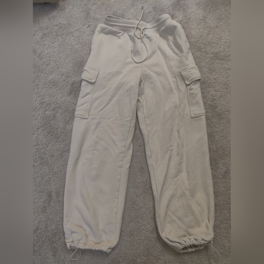 Uniqlo Cream XS Jogger Pants